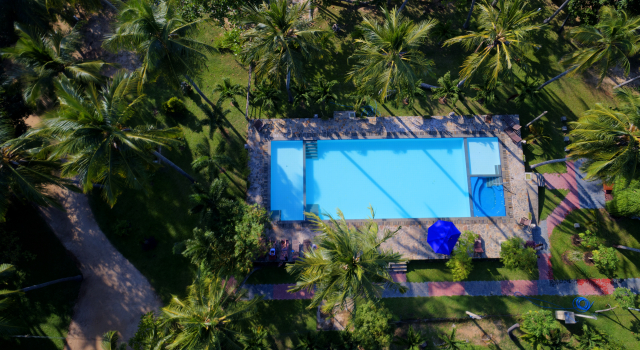 Отель Riviera Resort