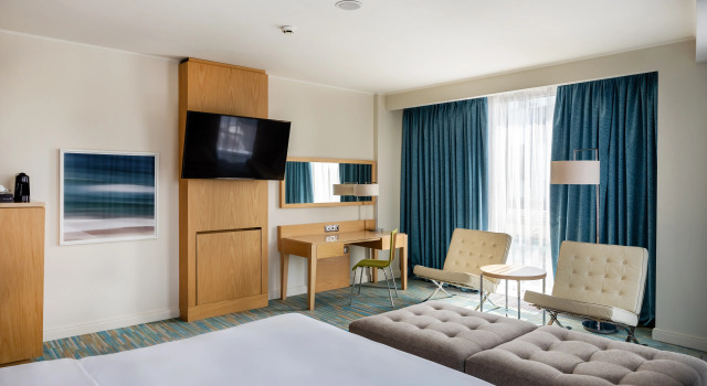 Двухместный номер Премиум с видом на собор Отель Radisson Blu, Калининград