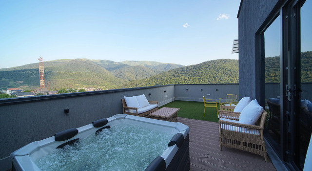 Люкс с джакузи с балконом Dili Town Resort and Spa