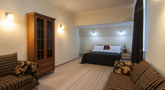 Двухместный полулюкс Komilfo Hotel