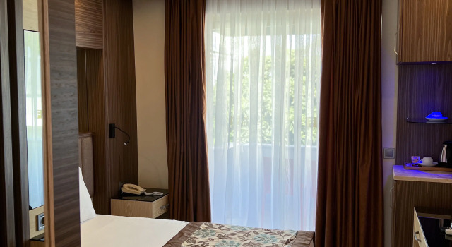 Двухместный номер Standard с балконом FAME HOTEL