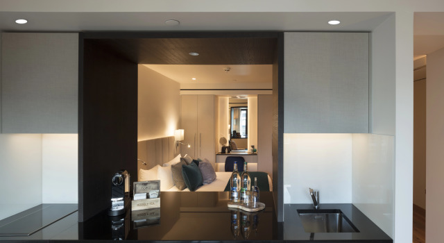 Люкс Executive Отель Tower Suites by Blue Orchid