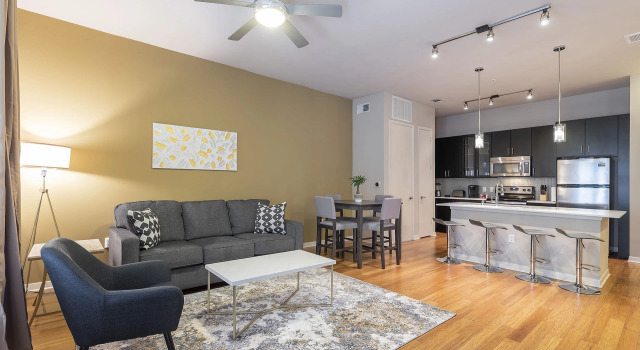 Апарт-отель Elan Med Center 225, Забронировать Апарт-отель Хьюстон Texas Gulf Coast, рядом с Станция хьюстонского скоростного трамвая "Белл"
