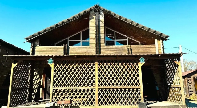 Private house Mansardny, Buchen Sie Ferienhaus Volchanets Partizansky District