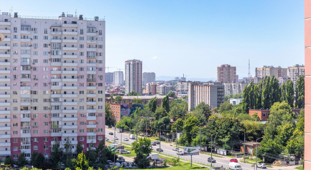 Апартаменты с балконом и с красивым видом из окна Апартаменты MiHome Green 2 Aparts Возле Парка Краснодар
