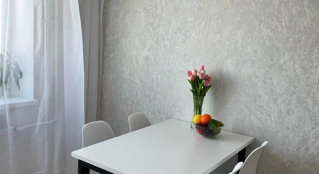 Uyunaya Odnokomnatnaya Flat, Prenota Appartamento Tjumen' 