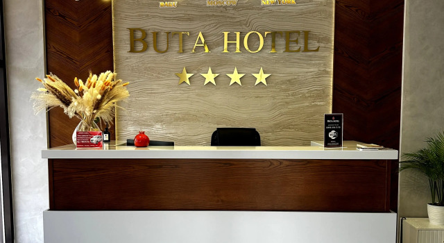Отель Buta