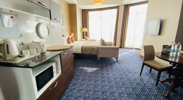 Двухместный Люкс с кухней Представительский Parkside Hotel & Apartments