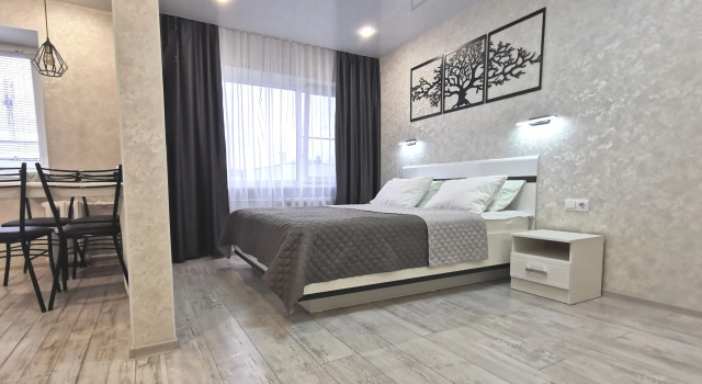 V tsentre Tsentra Flat, Rezerwuj Apartament Hotele w Obwód pskowski z parkingiem, Parking