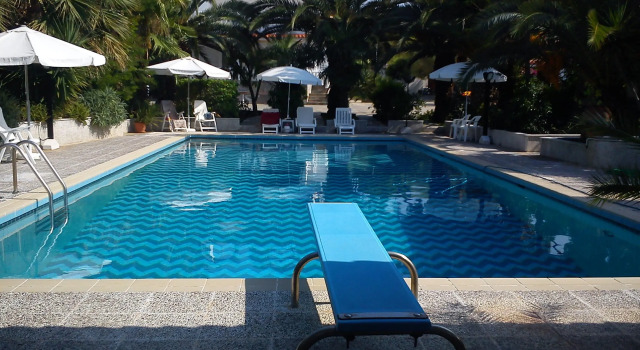 Alepokhori Beach Stunning Villa, Rezervovat Vila Agii Theodori 