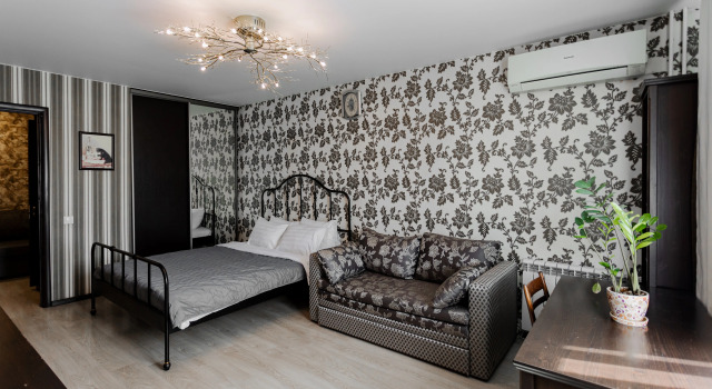 Tolstoy Demonstratsii Flat, Prenota Appartamento Hotel a Central Russia con parcheggio, Parcheggio