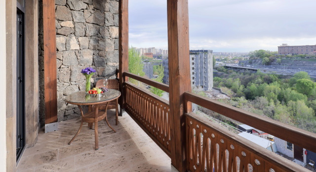 Superior- dobbelt værelse med altan Apricot Hotel Yerevan