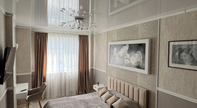 Uyutnaya Dvukhkomnatnaya V Tsentre Zaozernogo Flat, Rezerwuj Apartament Kurhan 