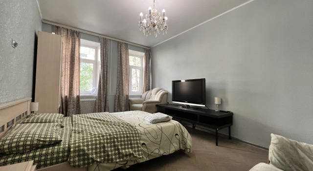 Шестиместная комната семейная Standard с красивым видом из окна Жилое помещение  FED FLATS Парковка