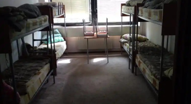 Pro-Hotel Hostel, Prenota Ostello Hotel a UAO Area con parcheggio, Parcheggio