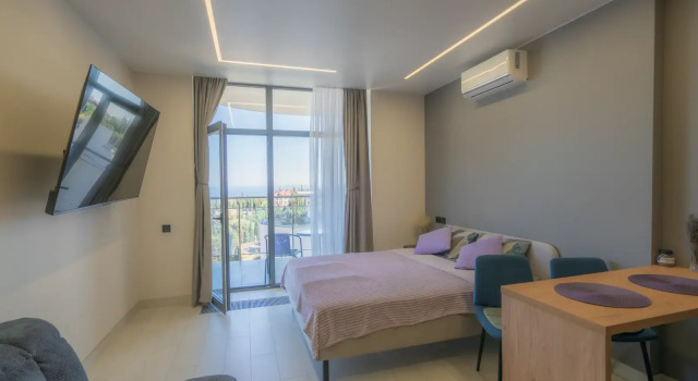 Apartamenty LS-Hi-Tech Emotion s vidom na more so 2 etazha Apartments, Rezervovat Apartmán Alushta 