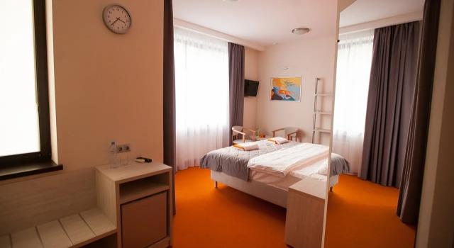 Standard Superior Twin room with city view Moramar Hotel