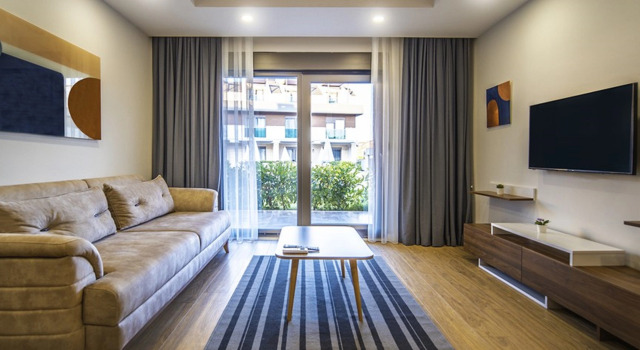 Номер Deluxe с балконом и с видом на бассейн Отель Veranda Suites