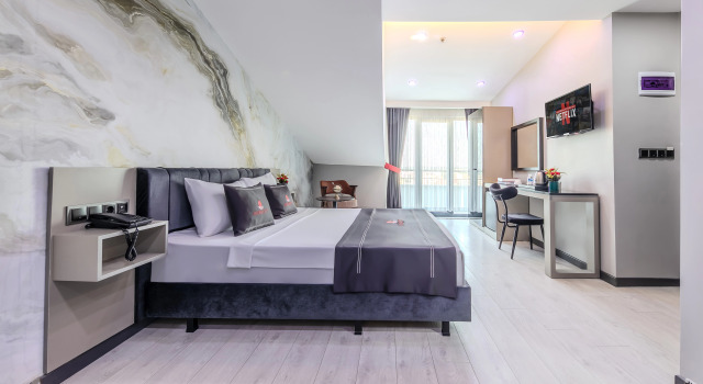 Номер Superior с Джакузи с балконом и с видом на город Intercity Hotel Istanbul Airport
