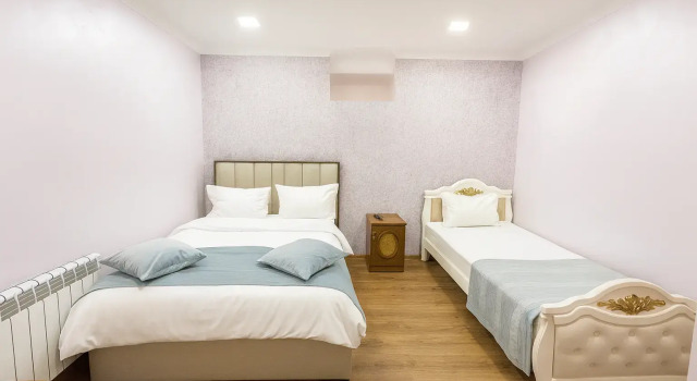 Economy Kolmen hengen Perhe huone Old Yerevan Hotel