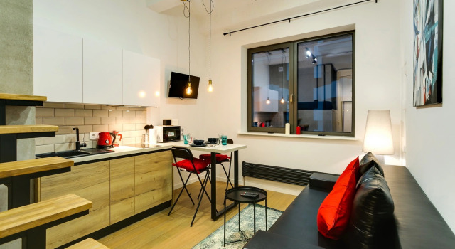 Dvukhurovnevy Loft Na Krasnoselskoy Apartments, Rezerwuj Apartament Sokolniki , w pobliżu Baumanskaya Metro Station