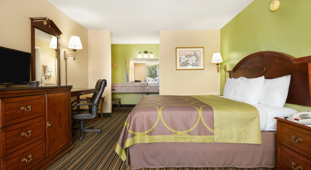 Номер Standard American INN of Orangeburg
