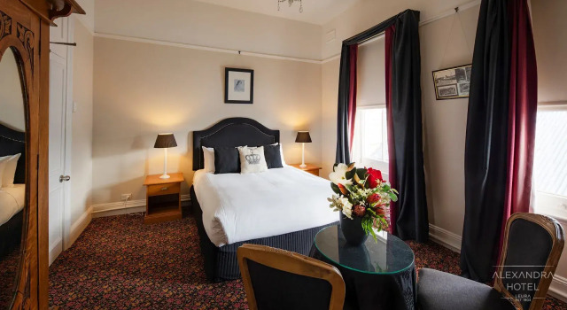 Номер Standard Alexandra Hotel