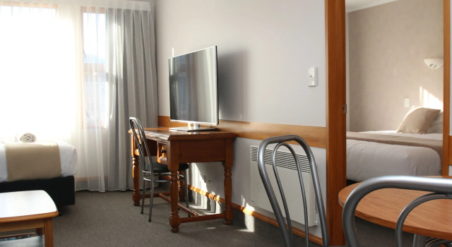 Двухместные апартаменты c 1 комнатой Amross Motel