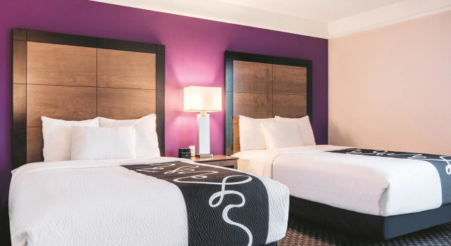 Четырёхместный номер Standard La Quinta Inn & Suites by Wyndham Shreveport Airport