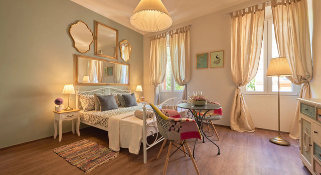 Студия Old City Romantic Studios