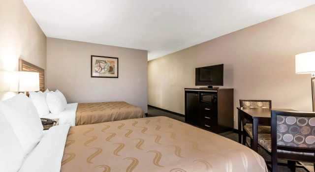 Четырёхместный номер Standard Quality Inn Fallbrook I-15