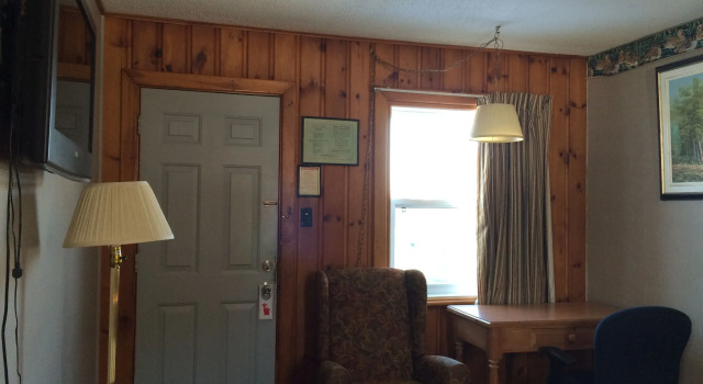 Номер Standard Knights Inn Colonial Fireside Inn
