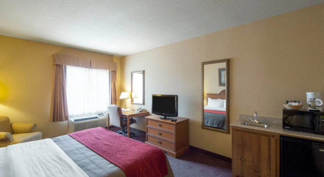 Двухместный номер Standard Comfort Inn & Suites Fredericksburg