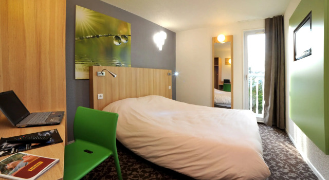 Двухместный номер Standard Kyriad direct Trappes