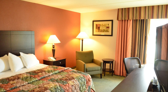Standard Doppel Zimmer Ramada by Wyndham Luling