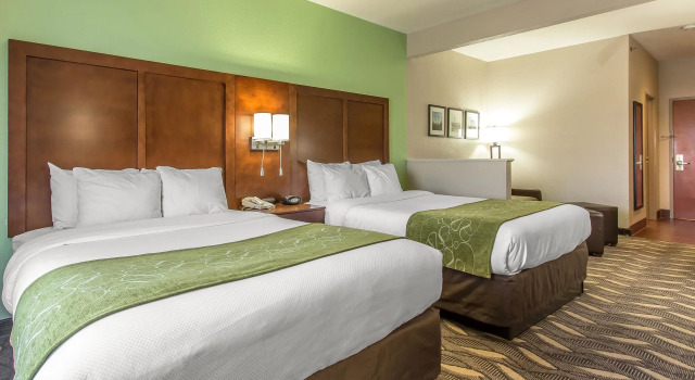 Люкс Comfort Suites Rolla