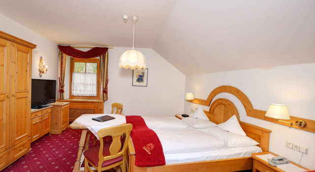 Двухместный номер Standard Мансарда Hotel Saltauserhof