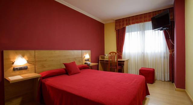 Двухместный номер Standard Hotel Restaurante Pontiñas