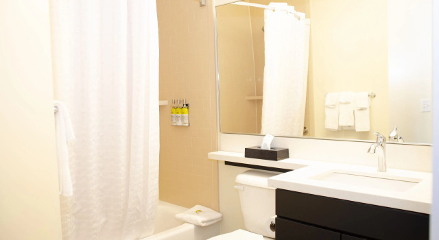 Двухместный люкс Candlewood Suites - Lancaster West by IHG