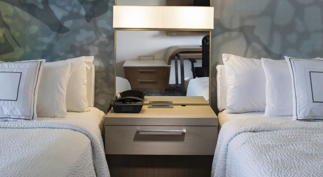 Четырёхместный номер Standard Courtyard by Marriott Fort Lauderdale Weston