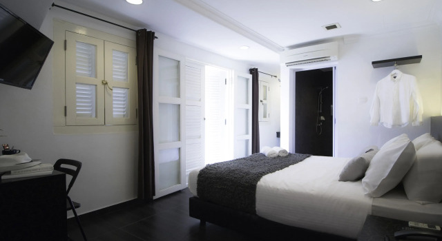 Двухместный номер Premier с балконом Harbour Ville Hotel Hamilton - Lavender