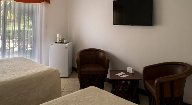 Номер Standard Hotel Cayman Suites