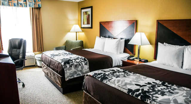 Четырёхместный номер Standard Sleep Inn & Suites Brunswick North