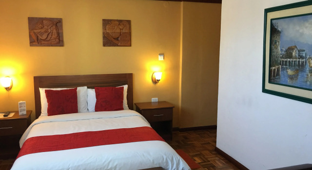 Двухместный люкс Hostal Mitad del Mundo