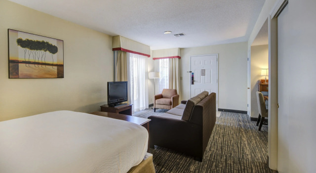 Двухместный люкс Residence Inn Raleigh Midtown