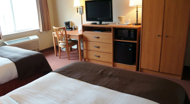 Четырёхместный номер Standard AmericInn by Wyndham Anamosa