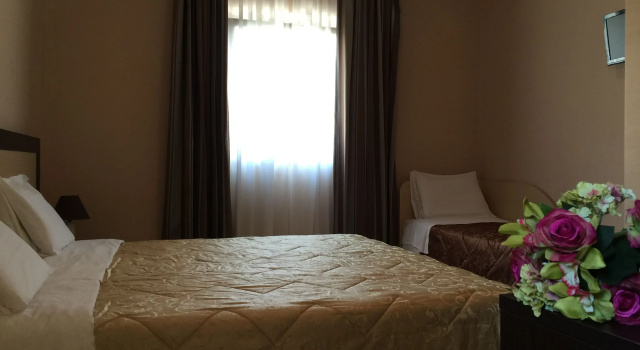 Трёхместный номер Standard Hotel De La Ville Relais