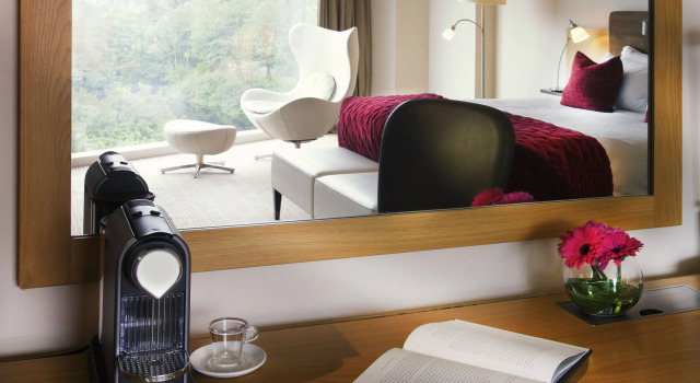 Двухместный номер Deluxe The River Lee Hotel a member of The Doyle Collection