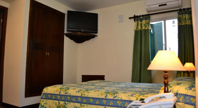 Двухместный полулюкс Hotel Salta