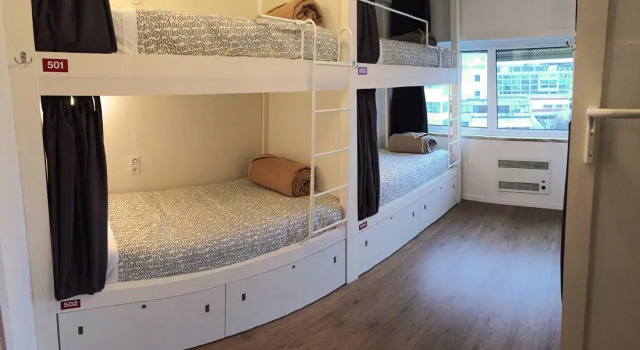 Кровать в общем номере JustGo Hostel Braga